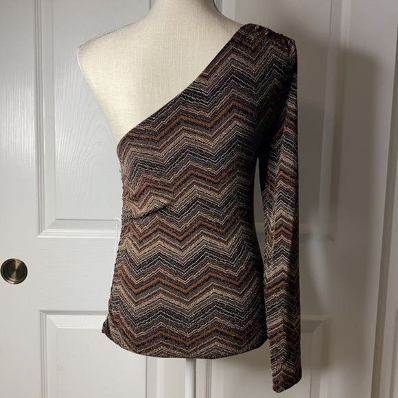 bishop+young GNO One Shoulder Top - Picture 3 of 5